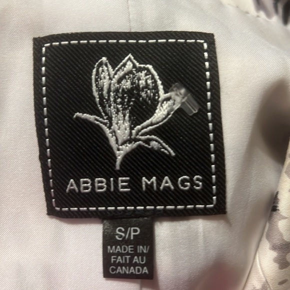 Abbie Mags 3/4 sleeve jacket - Picture 8 of 9